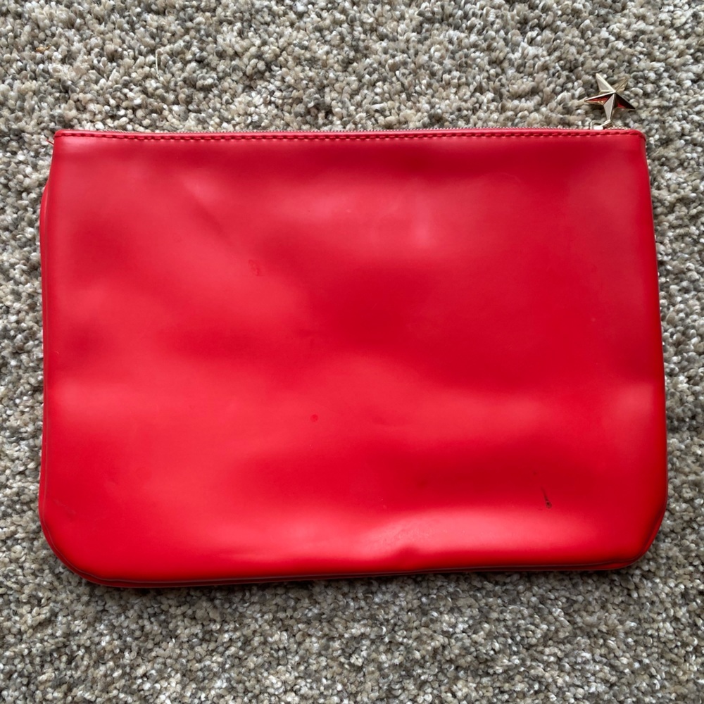 Givenchy red makeup pouch - Picture 4 of 8